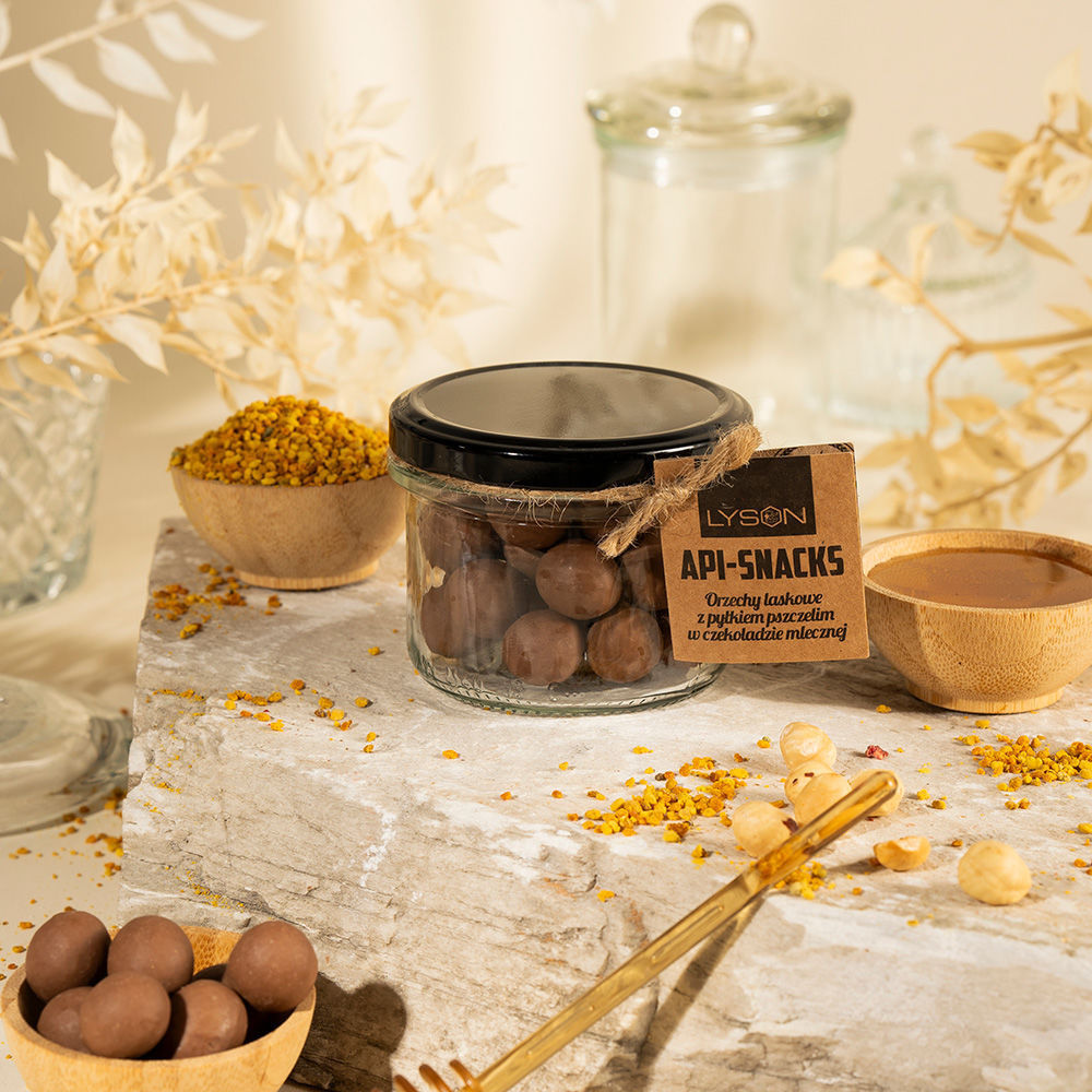 Api Snacks Hasselnøtter - i melkesjokolade med støv 100g