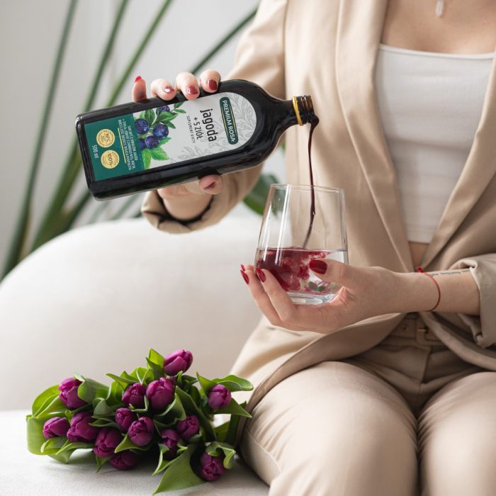 NFC berry juice + 5 herbs - Dietary supplement.